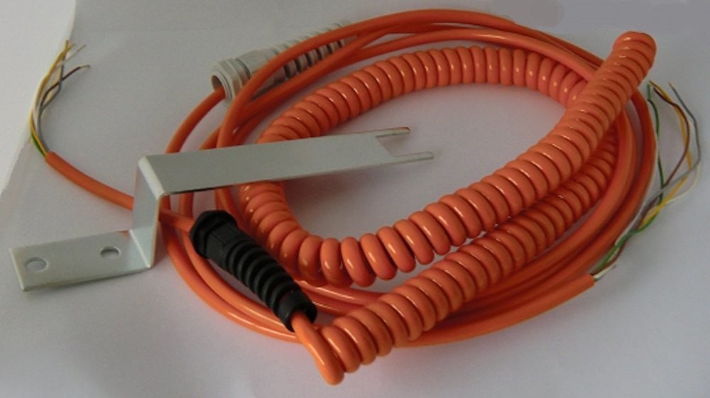 Kabel spiralny z obejm? Mtec